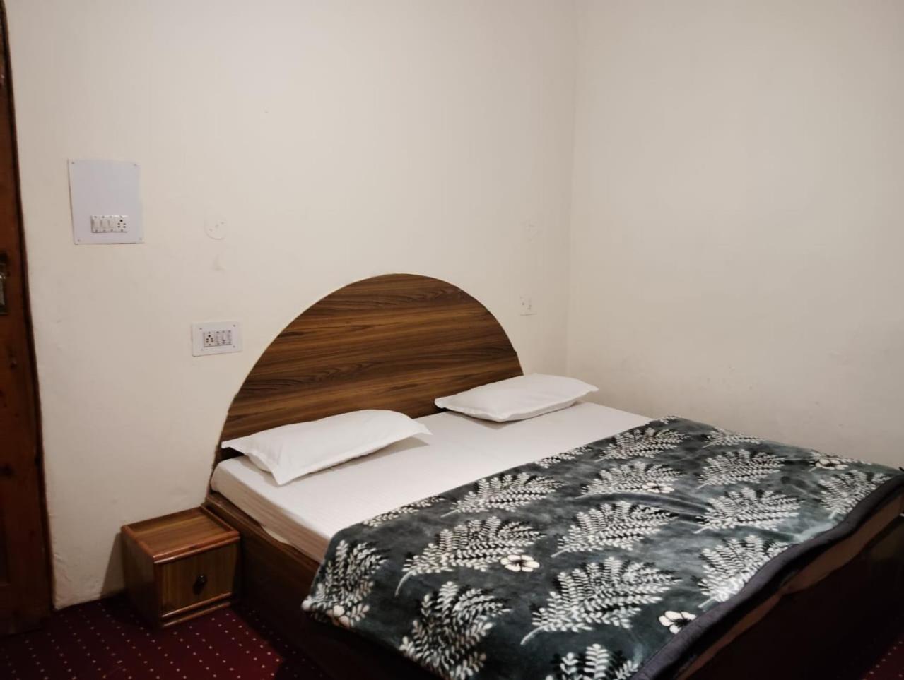 Hotel New Gulmarg Manali Zewnętrze zdjęcie