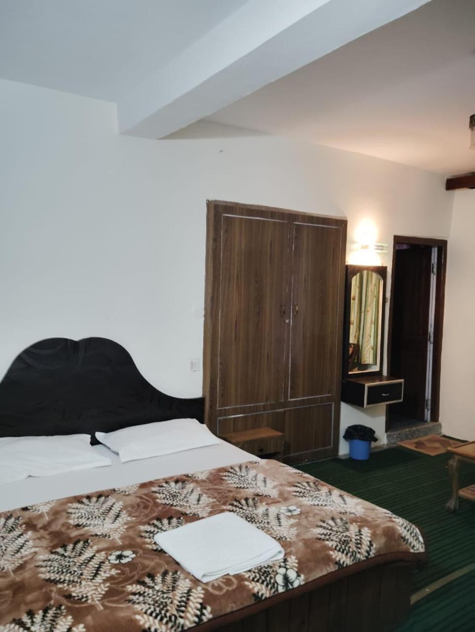 Hotel New Gulmarg Manali Zewnętrze zdjęcie